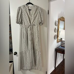 AUREUM Black Floral Maxi Dress